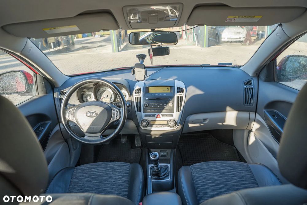 Kia Ceed Cee'd 1.6 Comfort + - 3