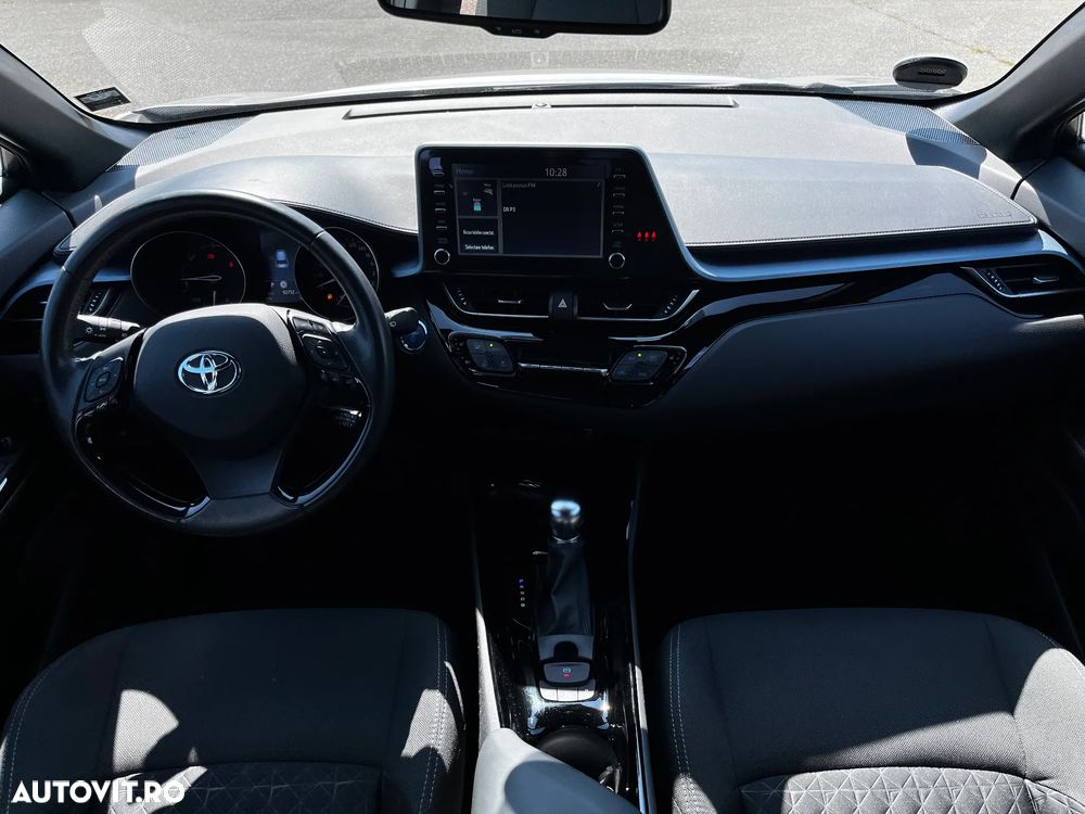 Toyota C-HR - 13
