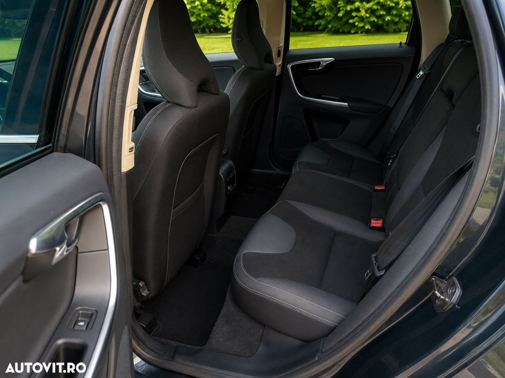 Volvo XC 60 D4 Summum - 10
