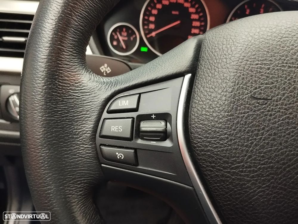 BMW 316 d Touring - 21