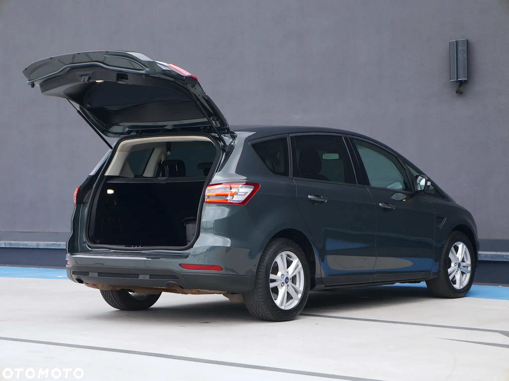 Ford S-Max 1.5 EcoBoost Trend - 32