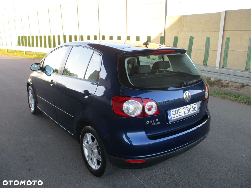 Volkswagen Golf Plus 1.9 TDI DSG Goal - 4