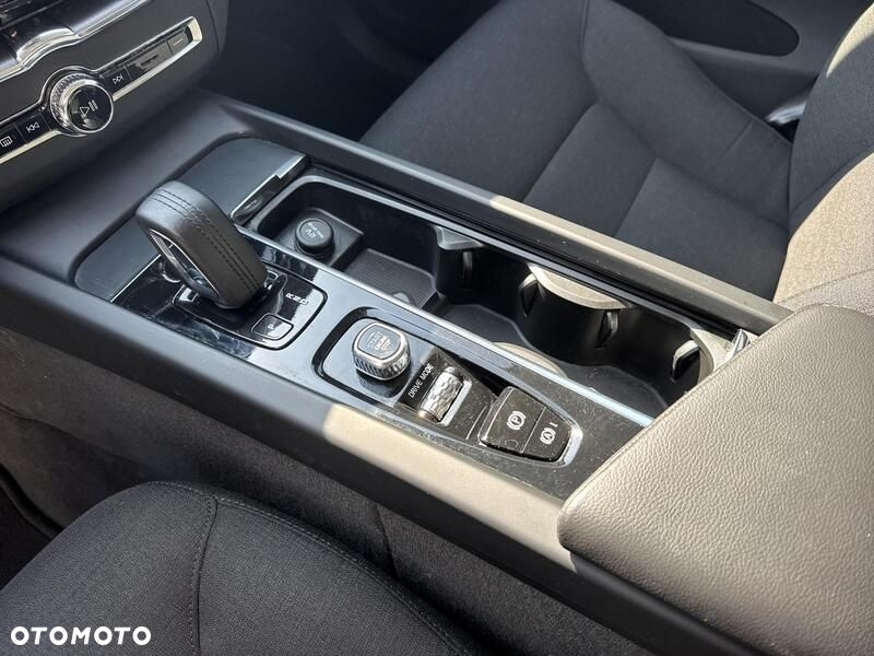Volvo XC 60 - 17
