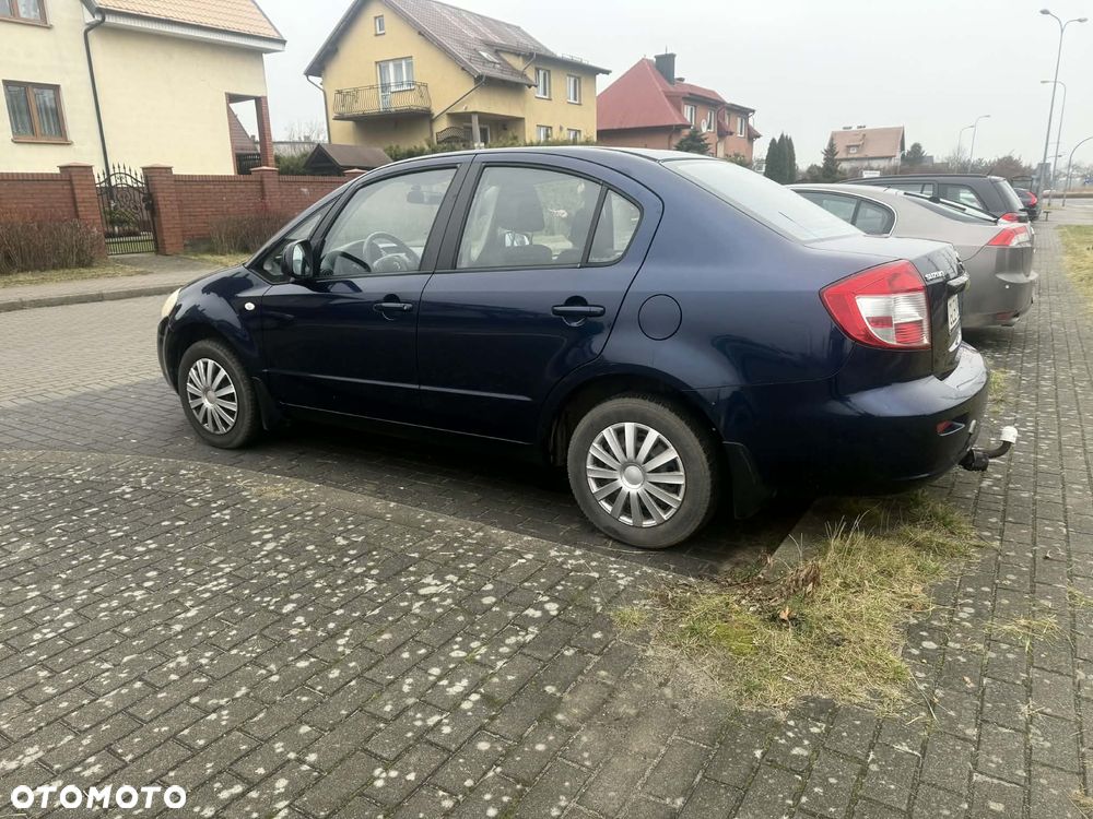 Suzuki SX4 1.6 GLX / Comfort - 3