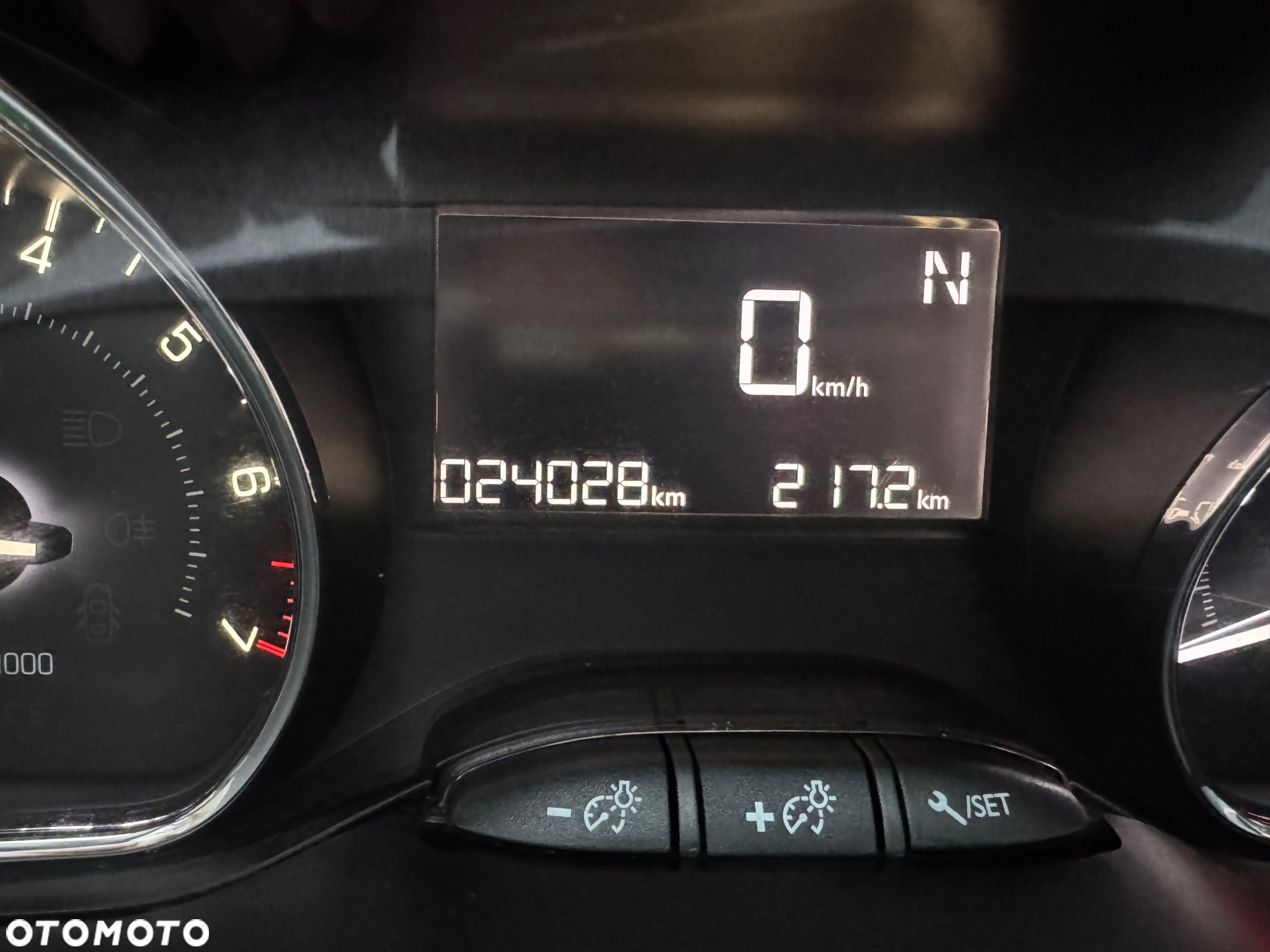 Peugeot 2008 82 e-VTI ETG5 Active - 14