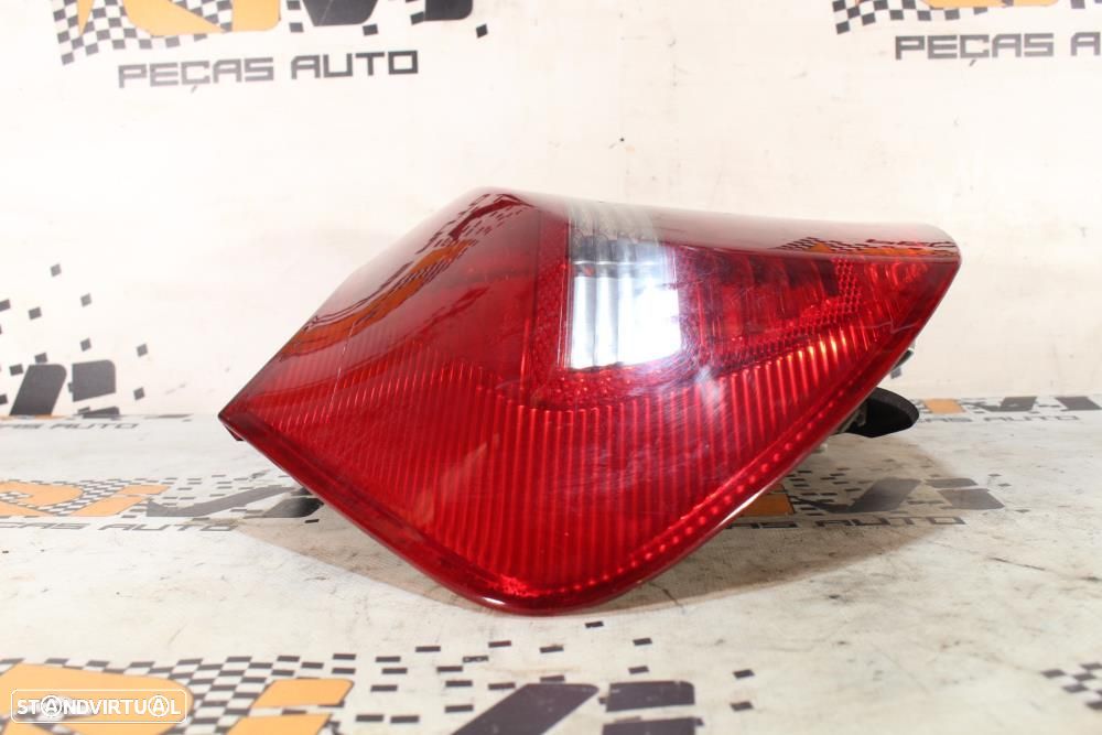 Farolim Esquerdo Bmw 1 (E87)  63217181297 / 7181297 / Condutor Led - 3