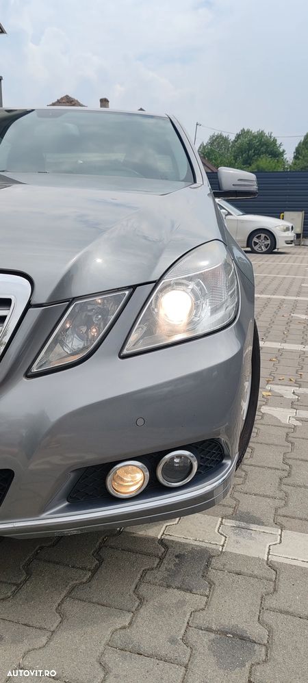 Mercedes-Benz E 220 CDI DPF BlueEFFICIENCY Automatik Elegance - 5