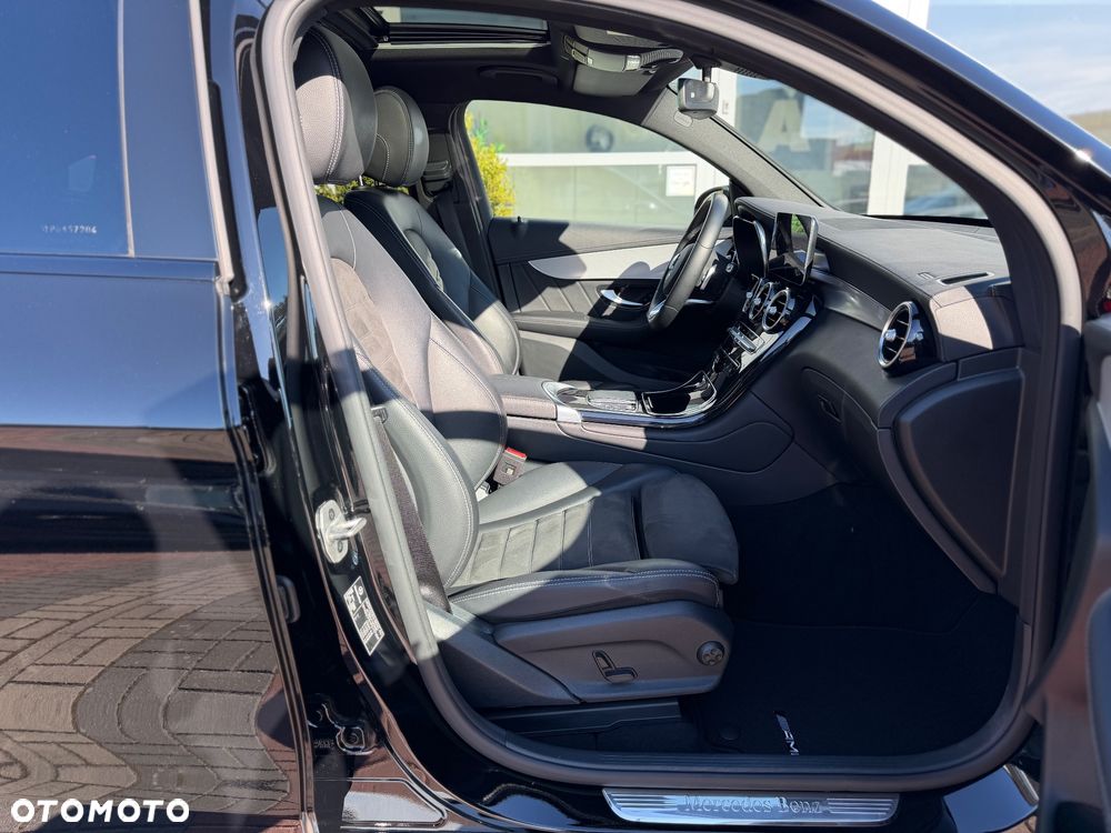 Mercedes-Benz GLC 220 d 4Matic 9G-TRONIC AMG Line Plus - 10