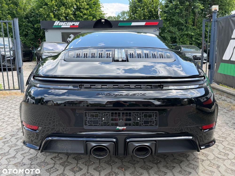 Porsche 911 Targa 4 GTS PDK - 9