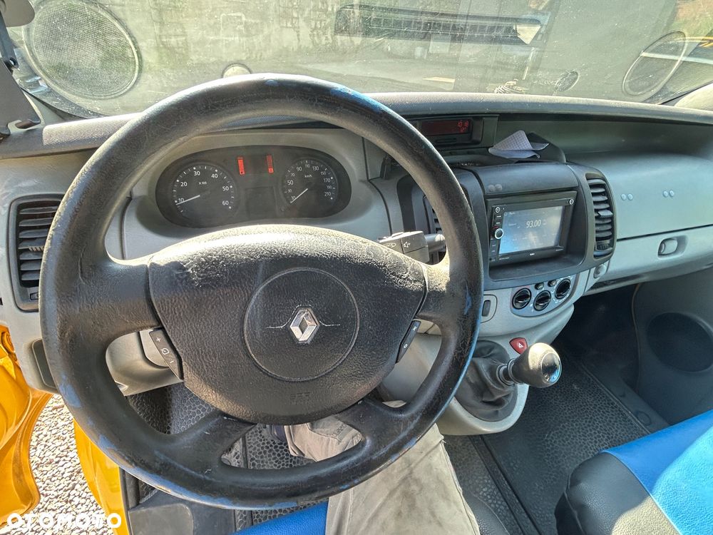Renault Trafic - 11