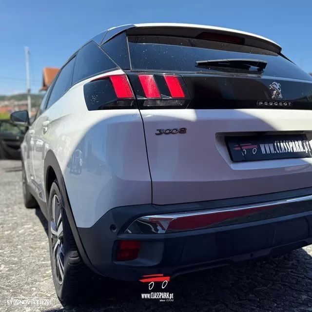 Peugeot 3008 1.5 BlueHDi Allure - 4
