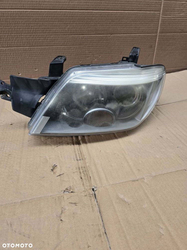 lampa lewy przód mitsubishi outlander i turbo p4323l kompletna - 1