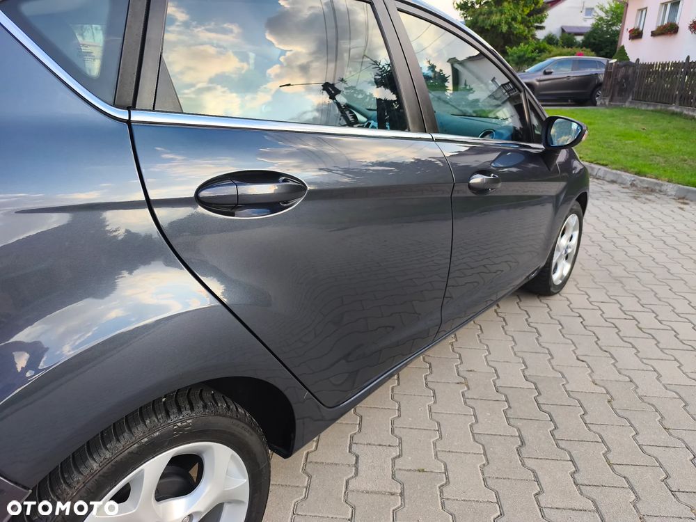 Ford Fiesta - 13