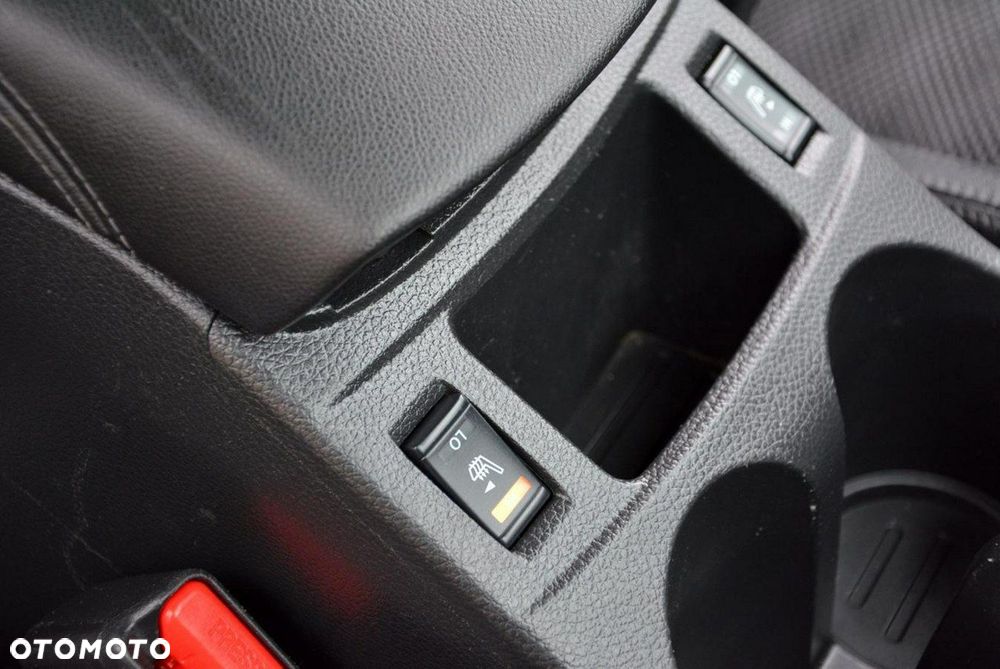 Nissan Qashqai 1.6 DCi 4x4 Tekna+ - 33