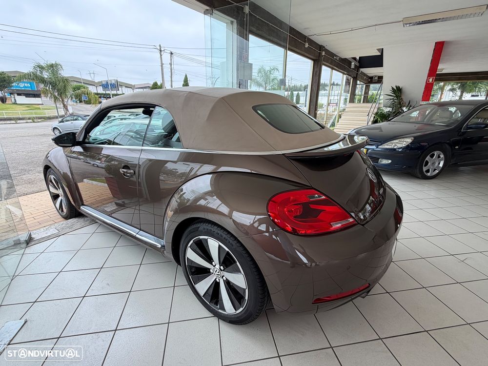 VW New Beetle Cabriolet 2.0 TDI DSG Sport - 5