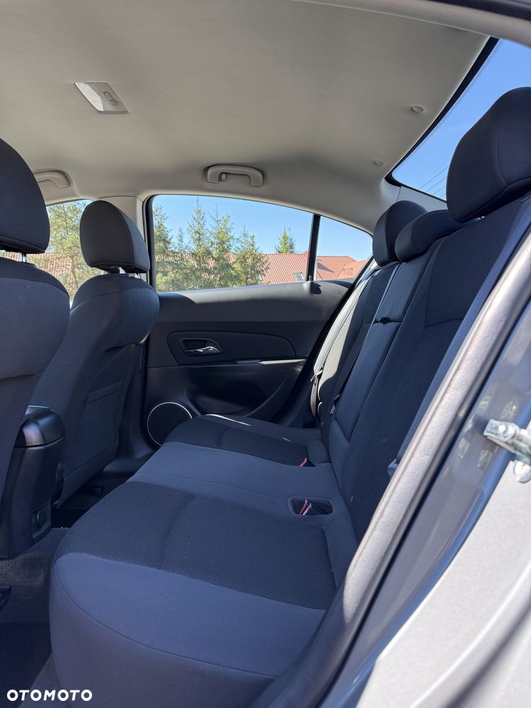 Chevrolet Cruze - 5
