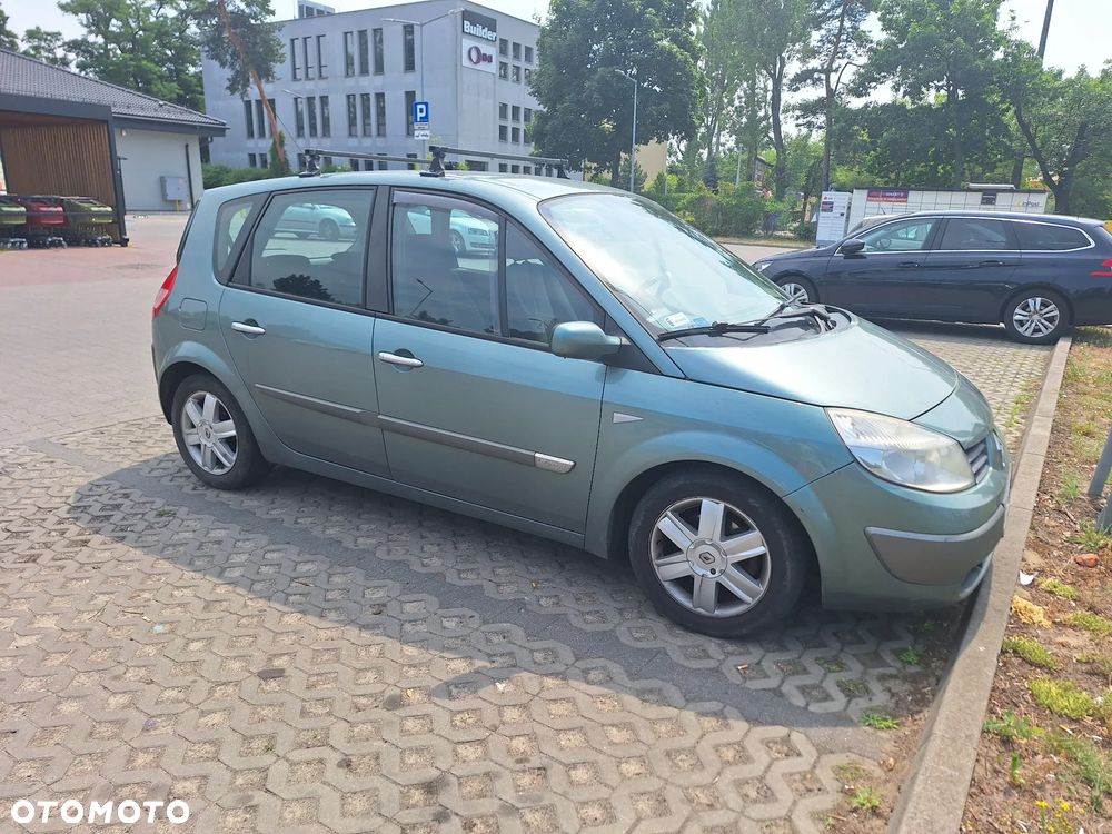 Renault Scenic 1.6 16V Confort Expression - 4