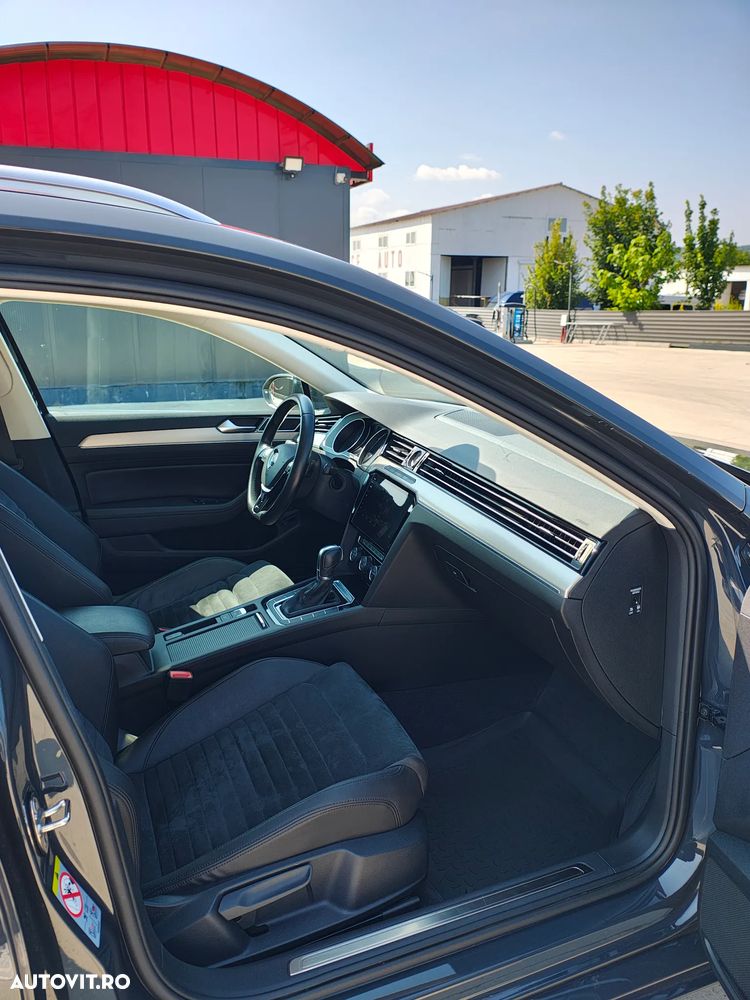 Volkswagen Passat 2.0 TDI DSG Highline - 21