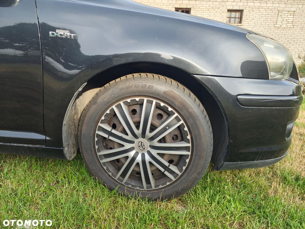 Toyota Avensis 2.2 D-CAT Sol plus NAVI - 2
