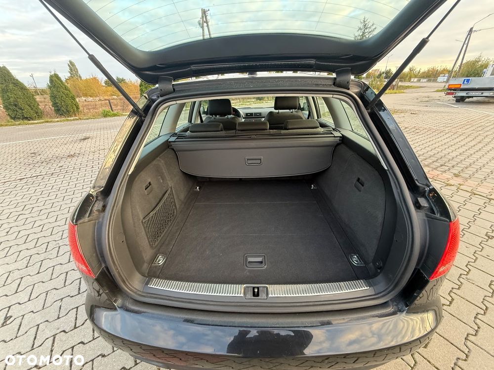 Audi A4 Avant - 31
