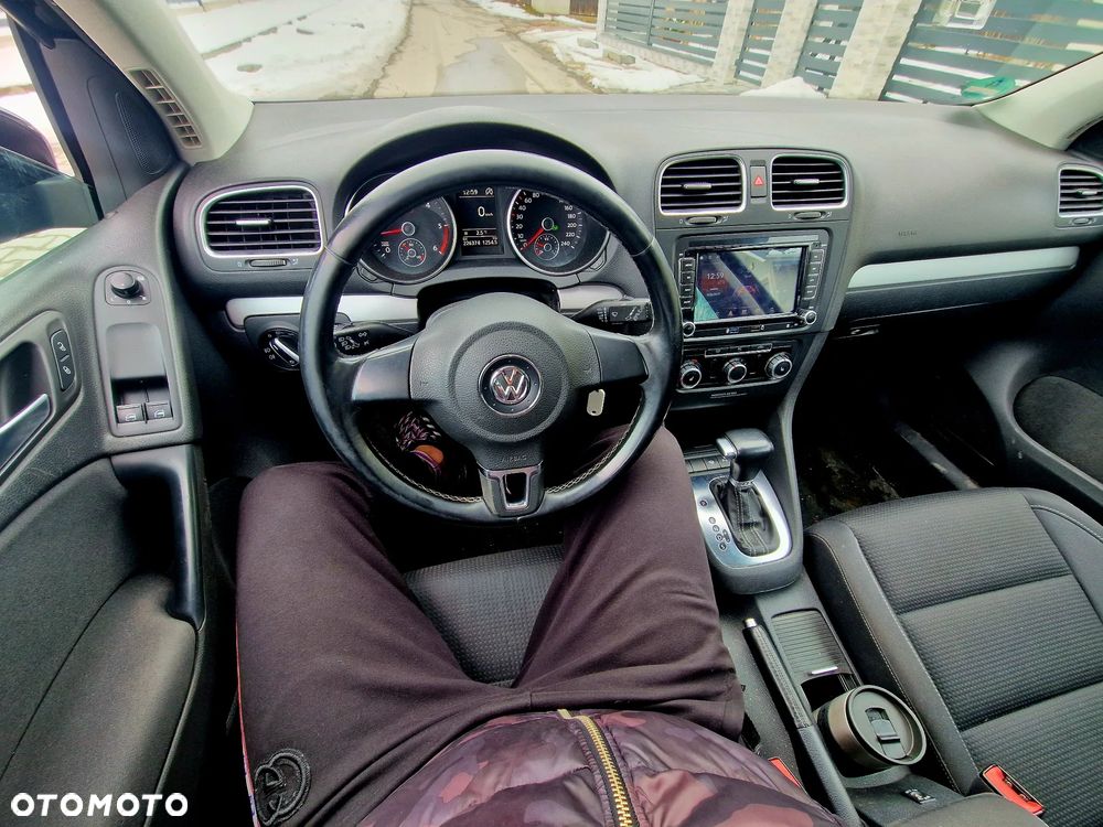 Volkswagen Golf 1.6 TDI BlueMot Trendline DSG - 16