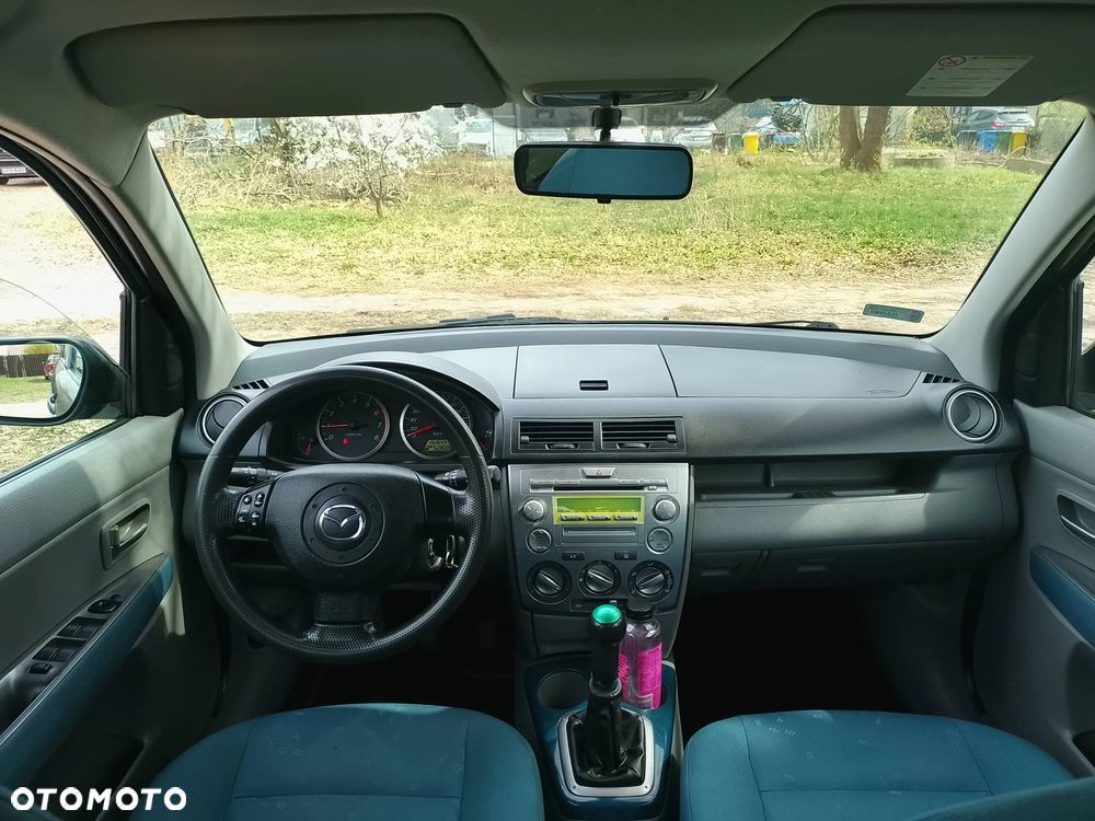 Mazda 2 - 7