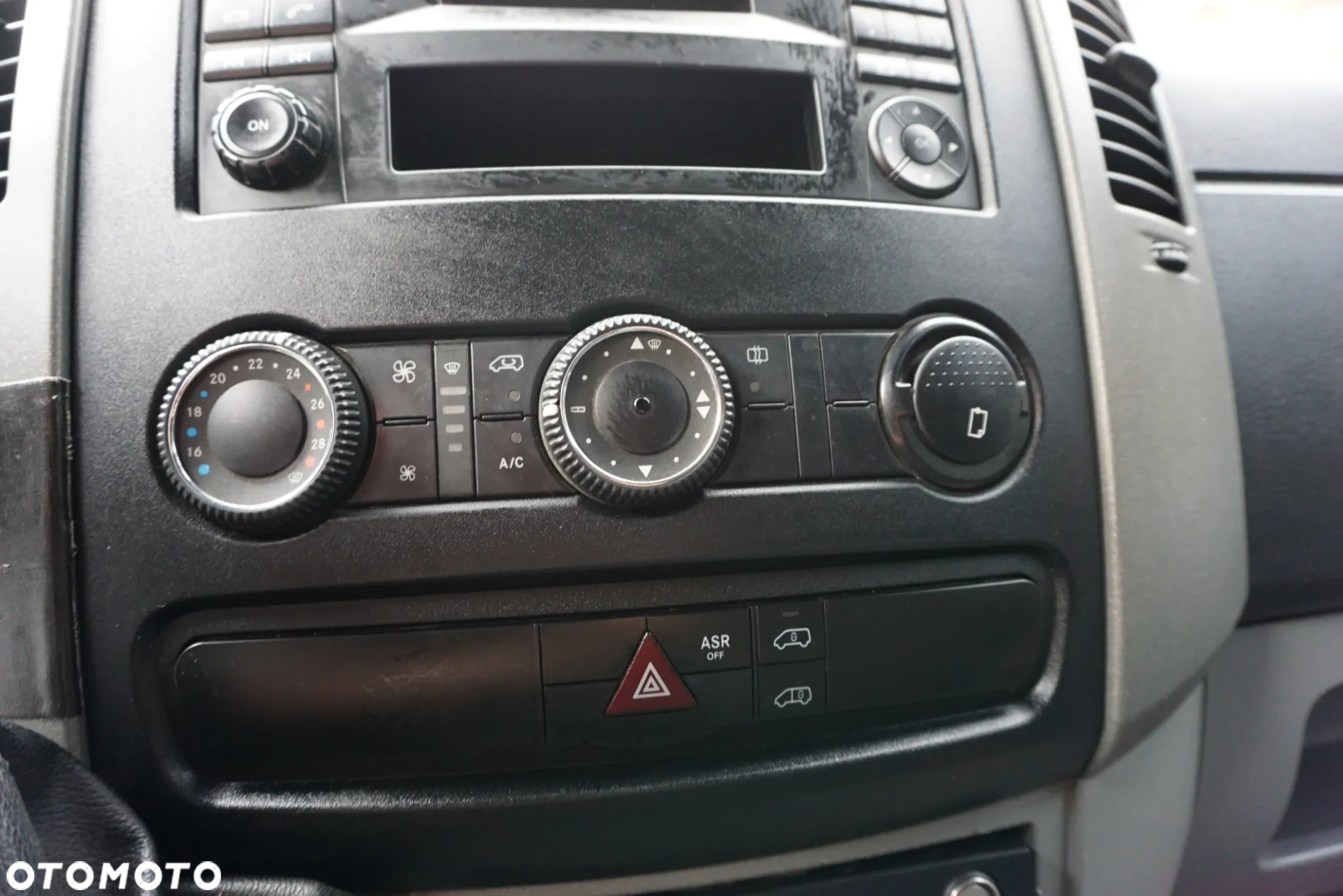 Mercedes-Benz SPRINTER 313 - 13