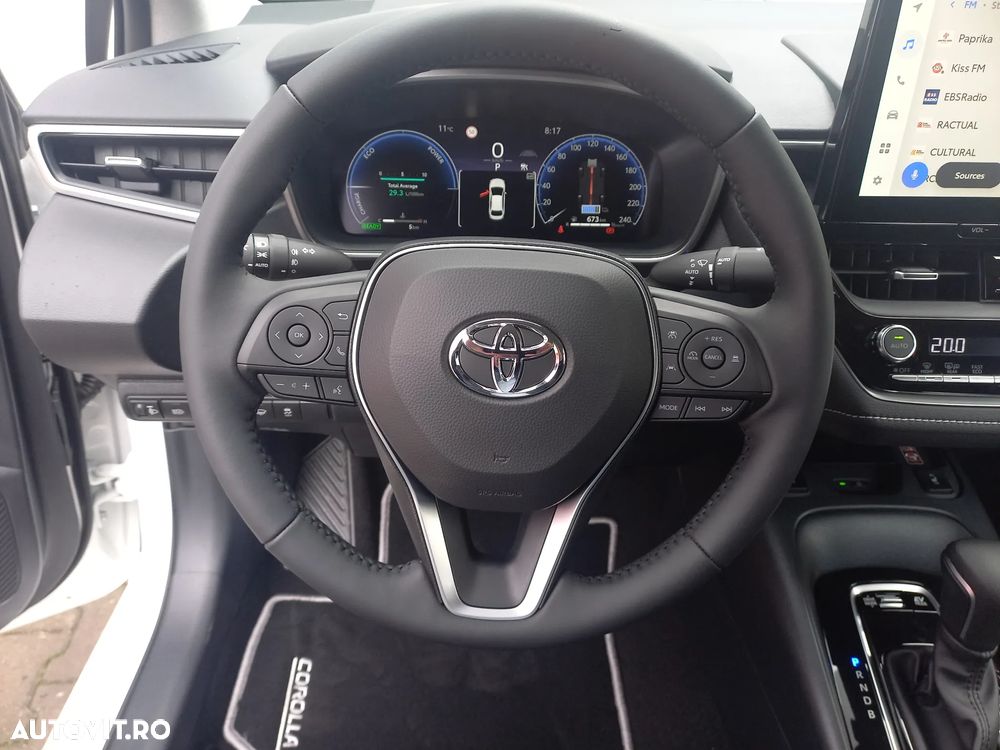 Toyota Corolla 1.8 HSD Business - 17