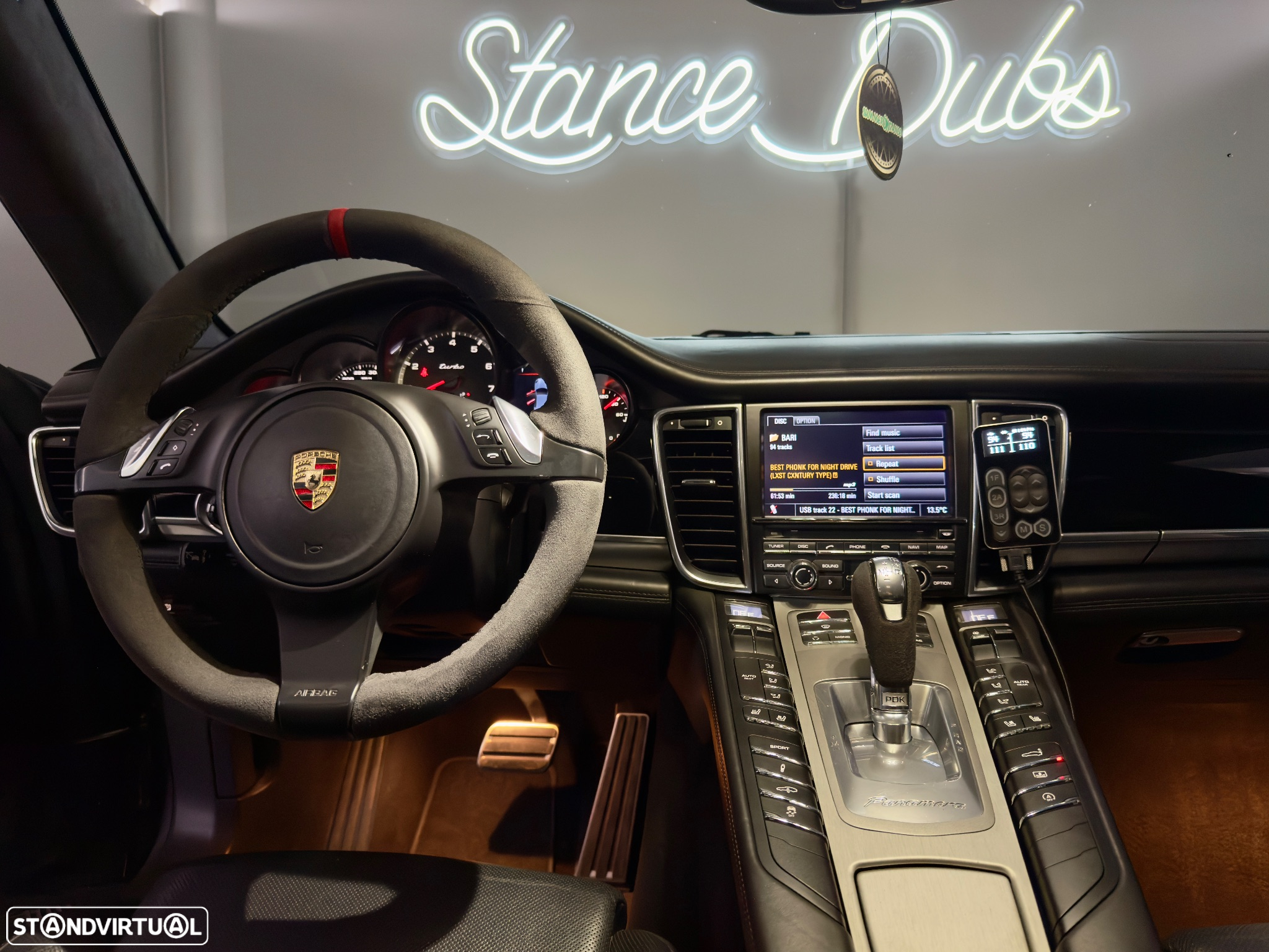 Porsche Panamera Turbo PDK - 9