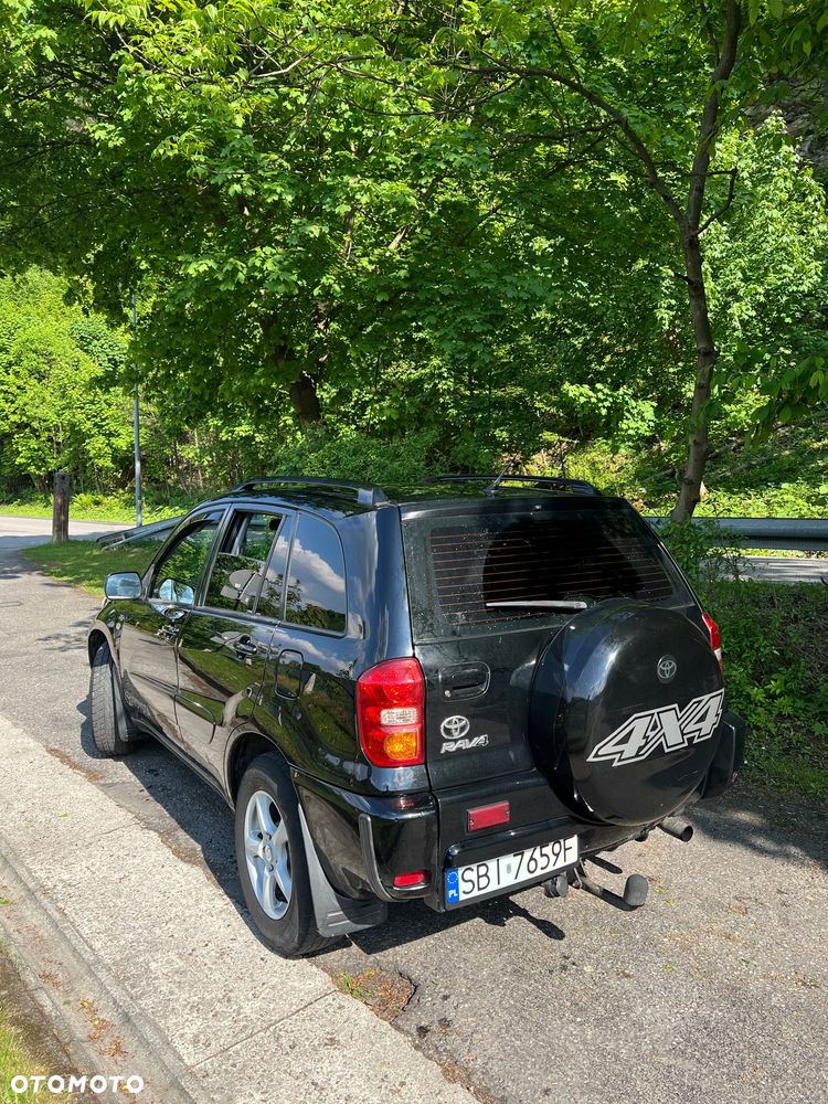 Toyota RAV4 2.0 D-4D 4x4 - 10