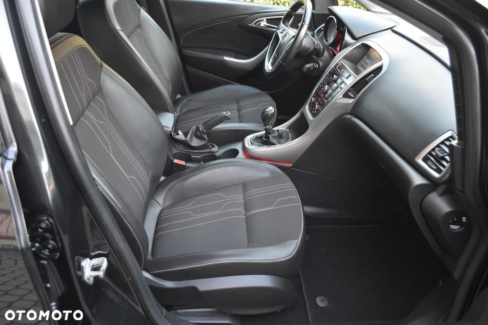 Opel Astra 1.4 Turbo Sports Tourer - 28