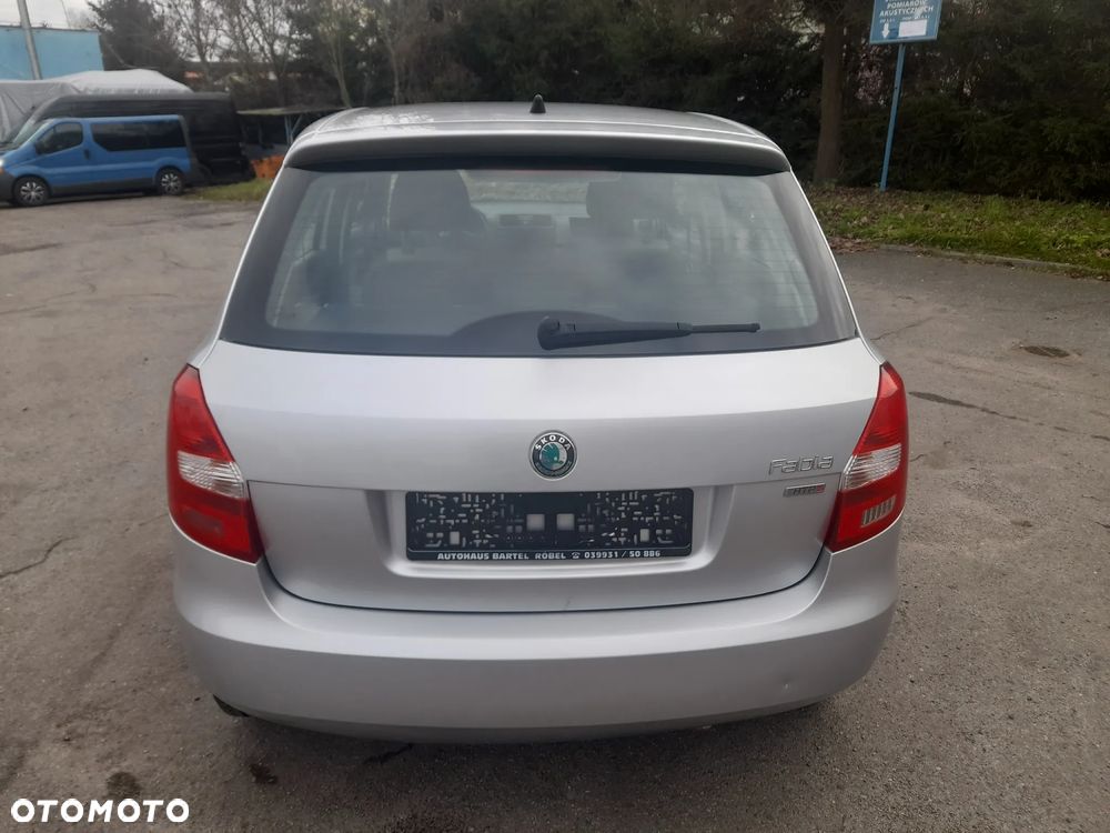 Skoda Fabia 1.2 HTP Elegance - 6