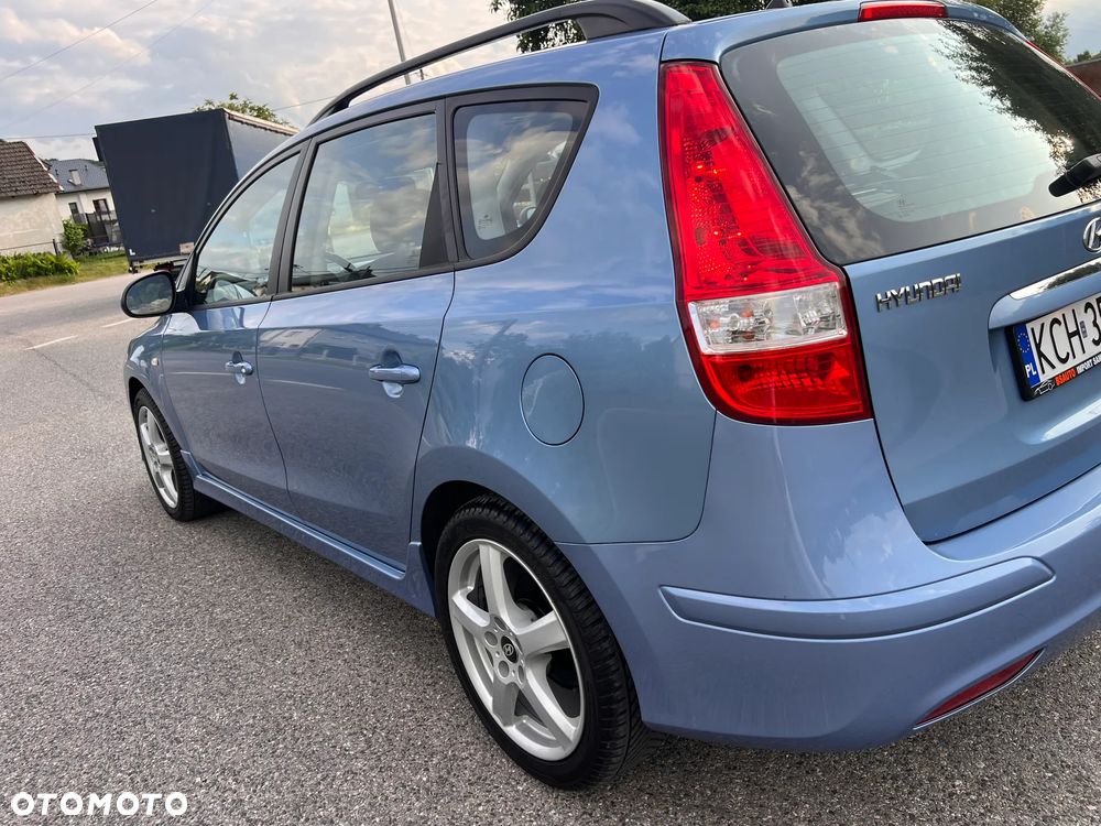 Hyundai i30 1.6 CRDi Style EU5 - 18
