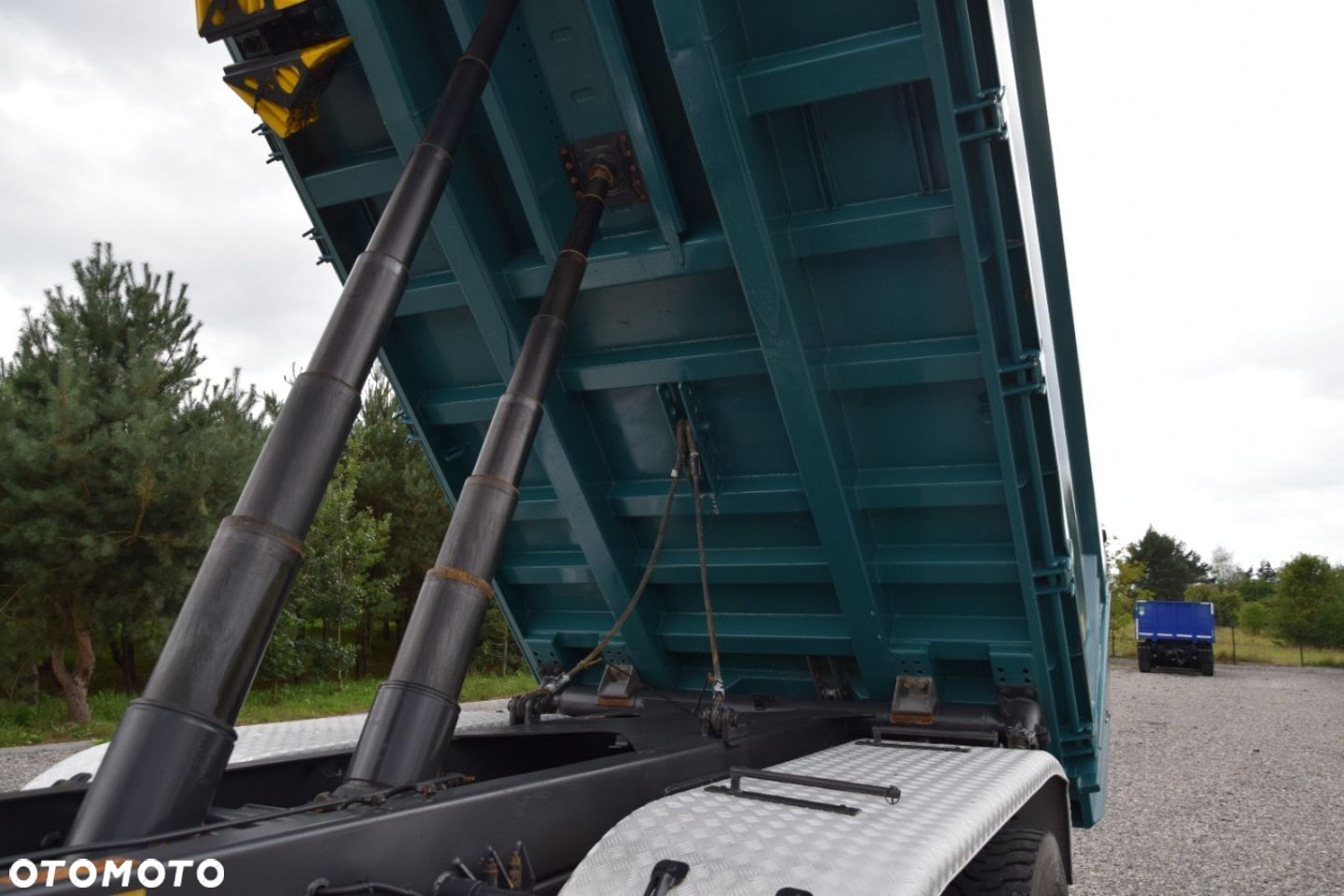 Mercedes-Benz Actros 3244 8x4 Meiller Kipper - 20