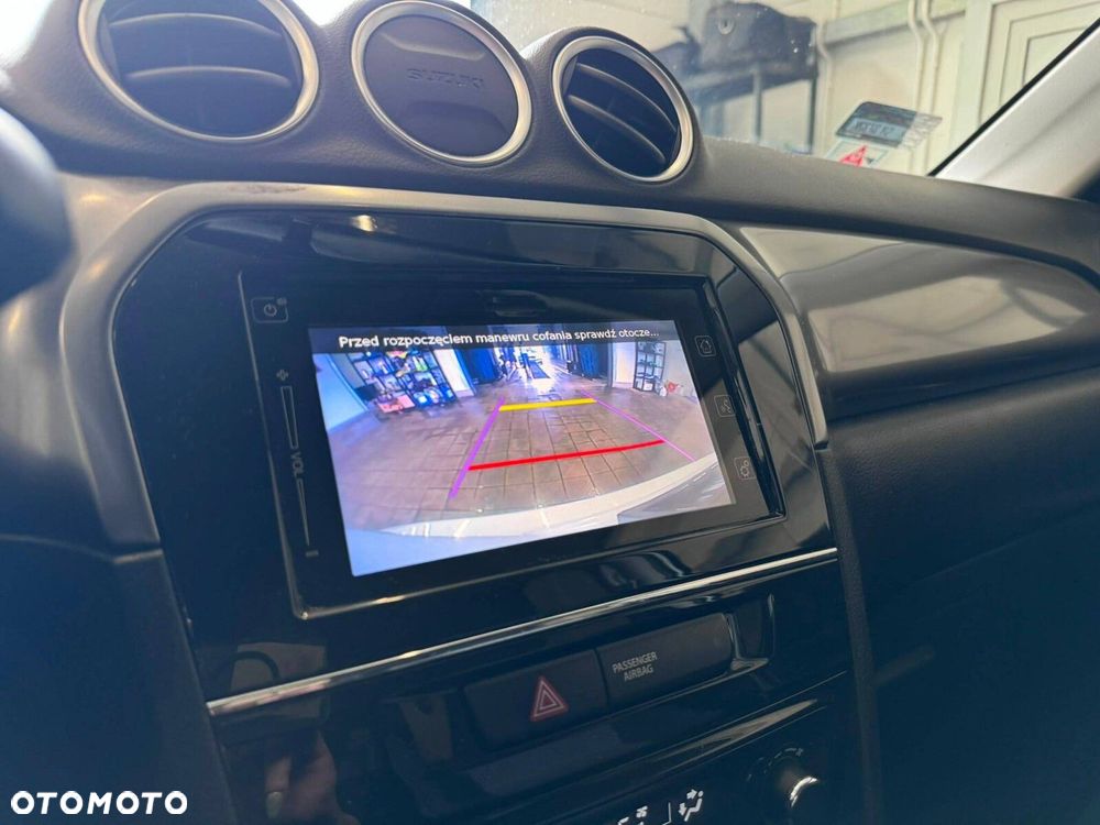 Suzuki Vitara 1.0 Boosterjet Premium 2WD - 15