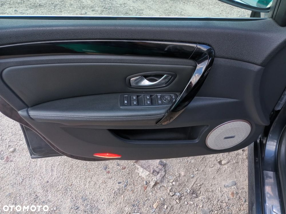 Renault Laguna 2.0 dCi Bose Edition - 23