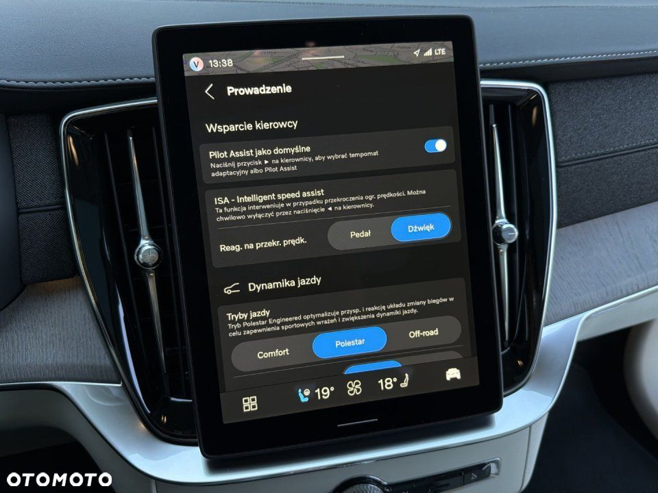 Volvo XC 90 - 31