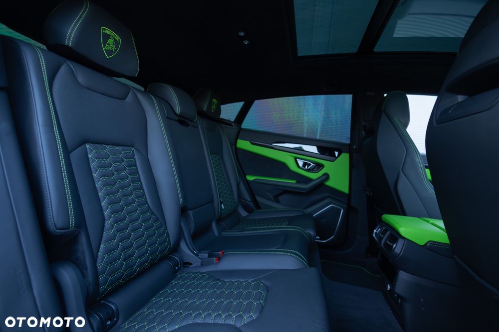 Lamborghini Urus - 21