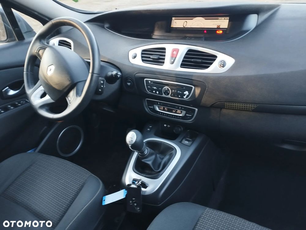Renault Grand Scenic - 7