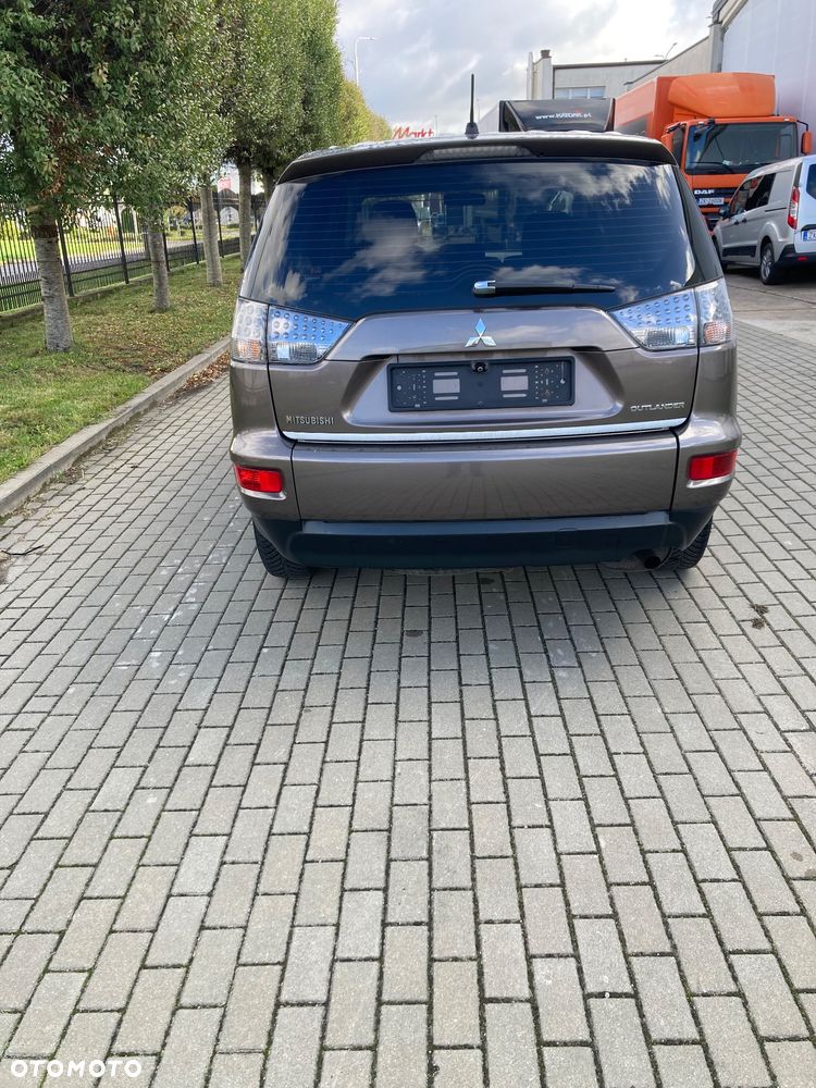 Mitsubishi Outlander 2.0 Invite 2WD EU5 - 4