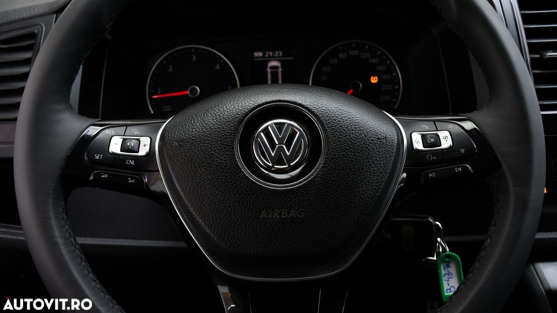 Volkswagen Caravelle T6 2.0 TDI LR Highline - 18