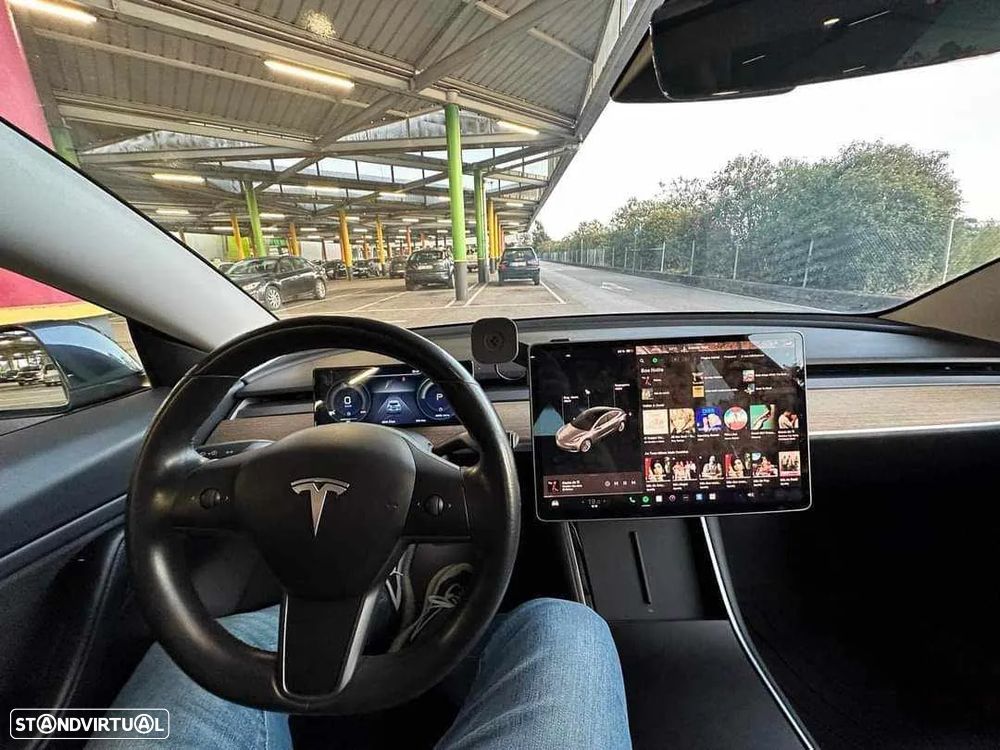 Tesla Model 3 Long-Range Dual Motor AWD - 15