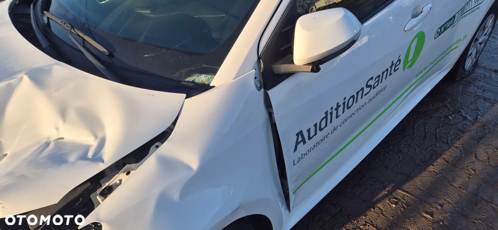 Toyota Yaris Hybrid 1.5 Executive - 6