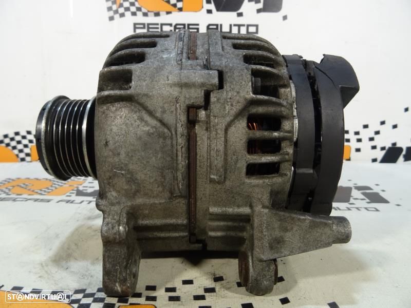 Alternador Ford Galaxy (Wgr)  028903030 / 028 903 030 /  0124515117 - 6