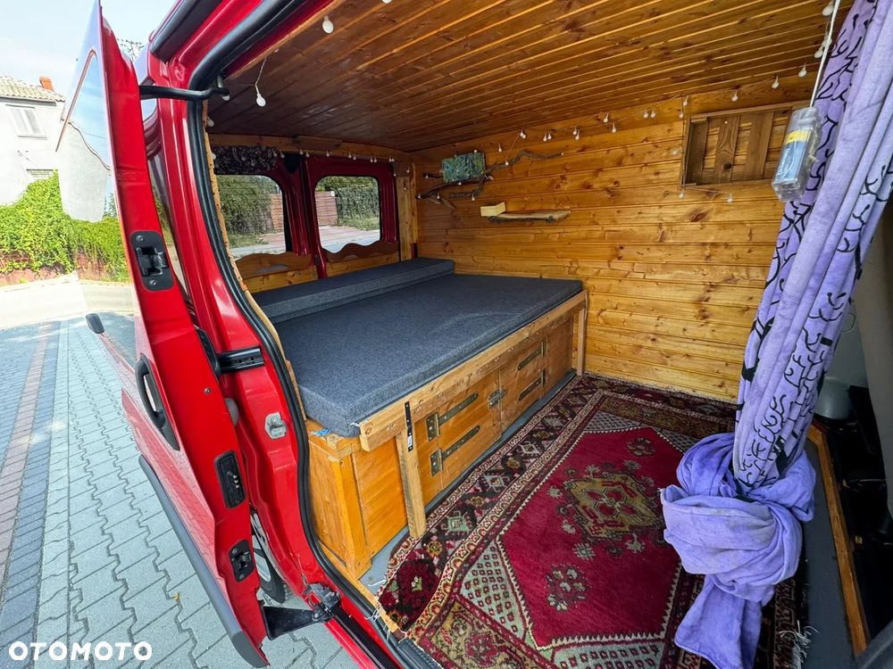 Opel Vivaro - 8