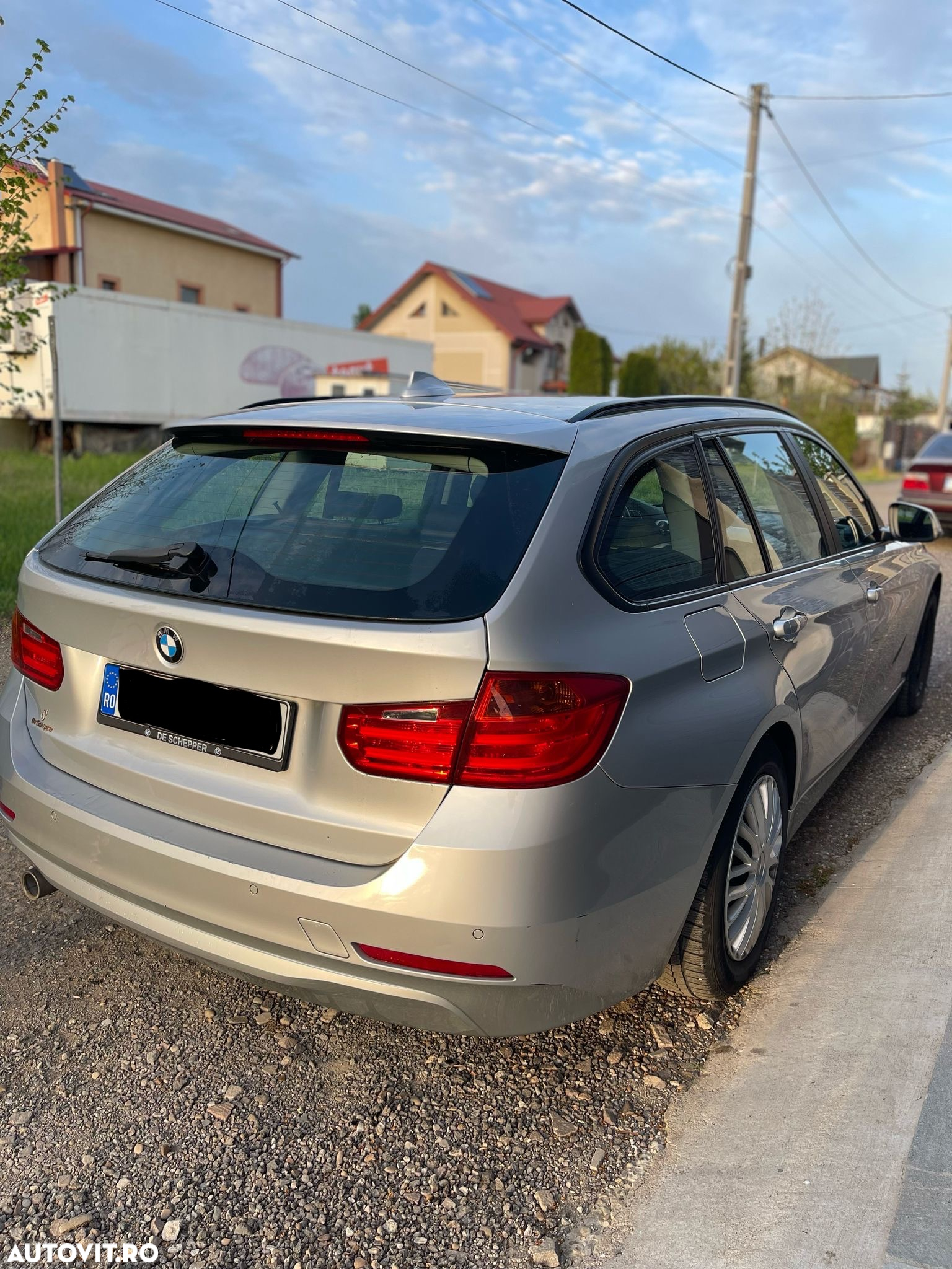 BMW Seria 3 318d Touring Aut. - 5