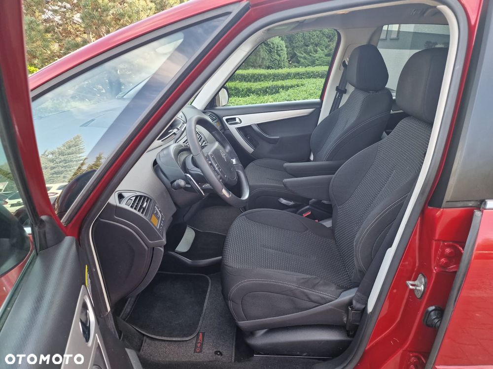 Citroën C4 Picasso - 16