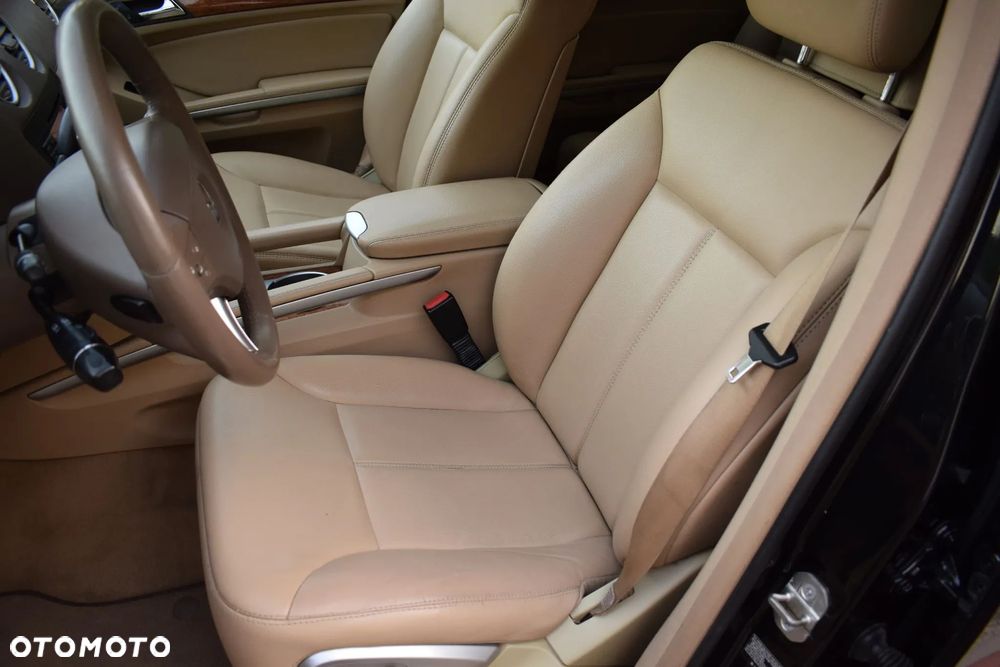 Mercedes-Benz GL 320 CDI - 13