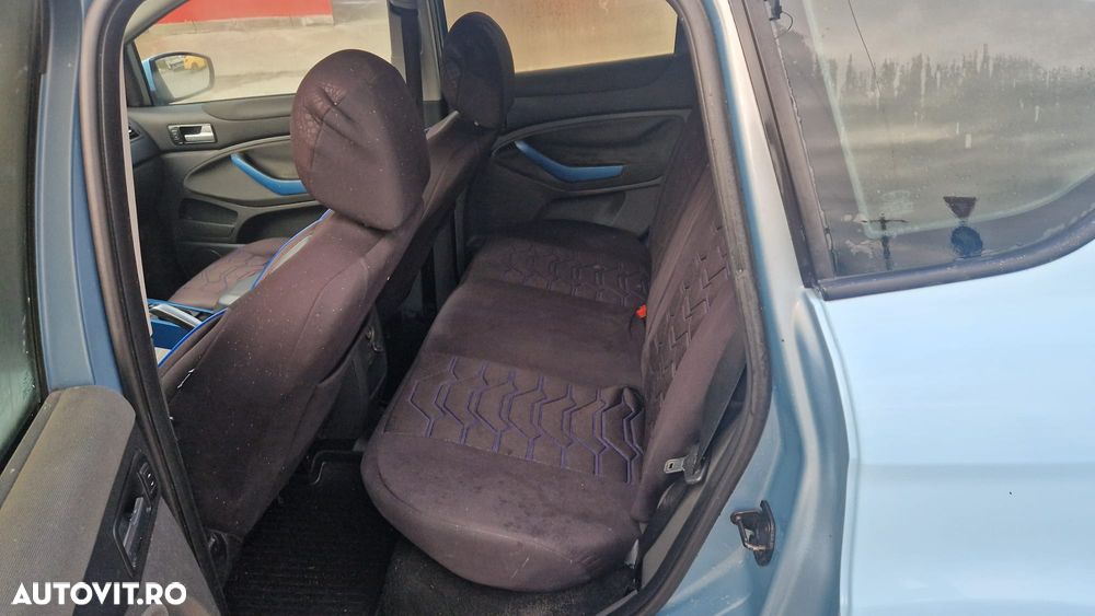 Ford Kuga 2.0 TDCi 2x4 Trend - 13