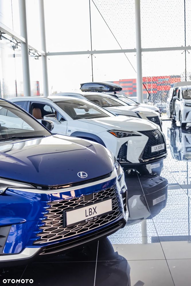 Lexus LBX 1.5 Hybrid Emotion - 5